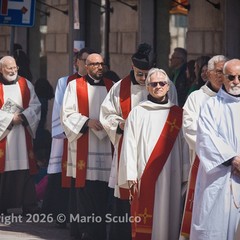 L'Ora Nona e il Voto del Venerdì Santo: Barletta rinnova il suo rito tra fede e memoria
