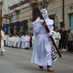 Il Venerdì Santo di Barletta: una processione viva che rinnova fede e storia