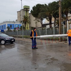 Via Andria, di nuovo distrutta una sbarra del passaggio a livello