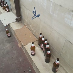 Birra e degrado in Largo San Nicola