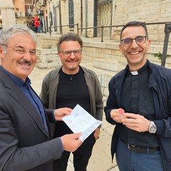 Pellegrini in bici a Barletta per il "Cammino di Guglielmo"