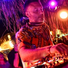 Il dj Jamie Lewis a Barletta