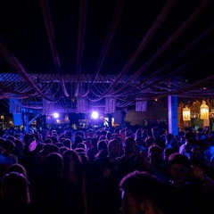 Il dj Jamie Lewis a Barletta