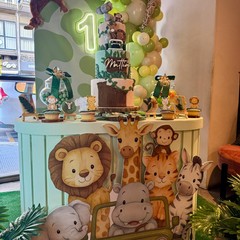 Party Lover Denise Salvemini