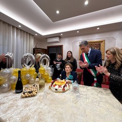 Nonna Anna compie 100 anni: gli omaggi del Sindaco di Barletta
