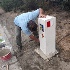 Abbattuto ancora il cippo della via Francigena Litoranea