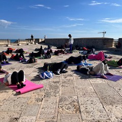Yoga Fest Barletta 2025: un’onda di consapevolezza che risveglia l’anima