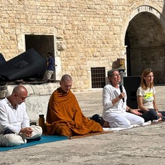Yoga Fest Barletta 2025: un’onda di consapevolezza che risveglia l’anima