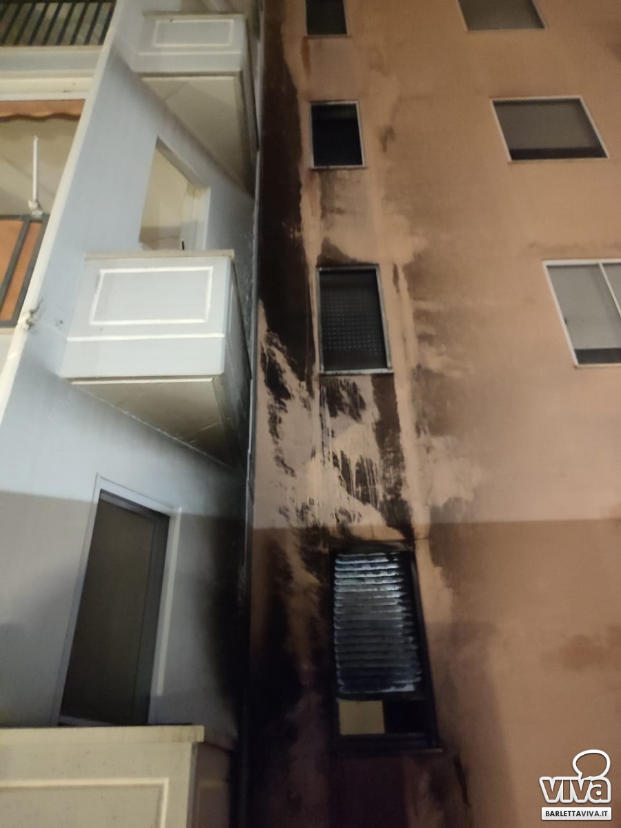 Petardo danneggia appartamento in via don Luigi Filannino