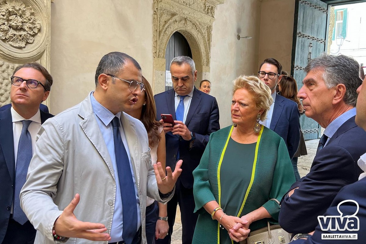 La Principessa Beatrice di Borbone Due Sicilie in visita a Barletta