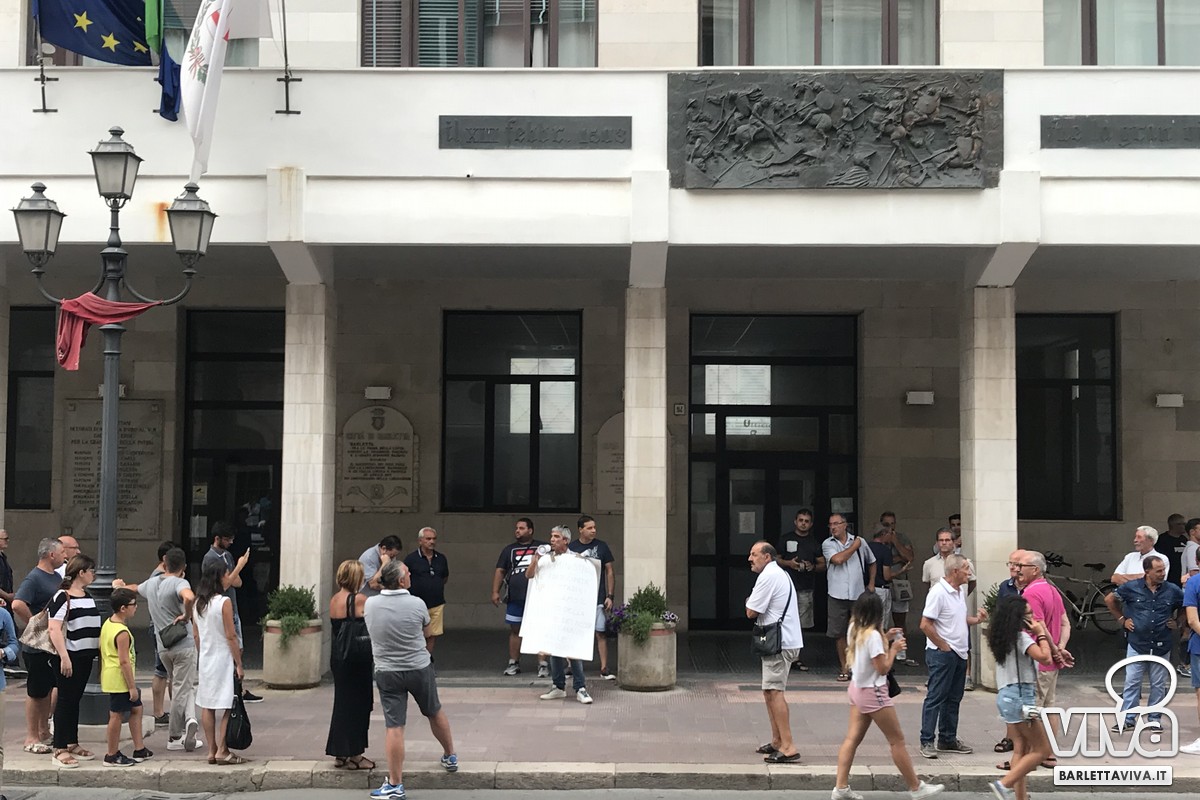 Manifestazione Palazzo Citta