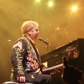 Elton John e Ray Copper in concerto