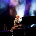 Elton John e Ray Copper in concerto