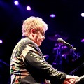 Elton John e Ray Copper in concerto