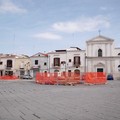 Incuria della fontana rinascimentale a Piazza Marina