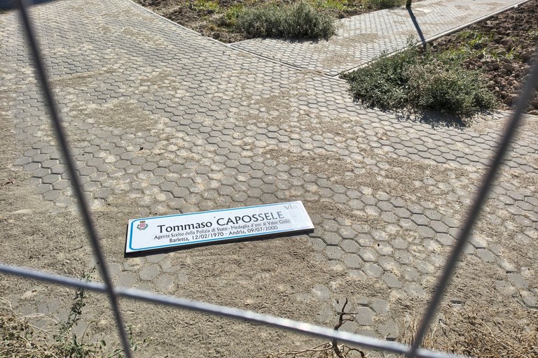 Nuova 167, caduta la targa stradale in memoria di Tommaso Capossele