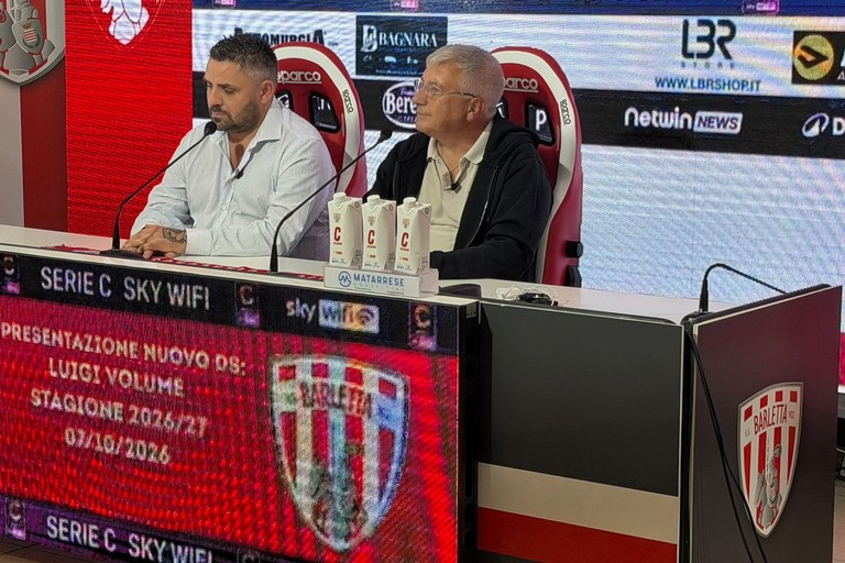 Luigi Volume in conferenza con il Presidente Romano