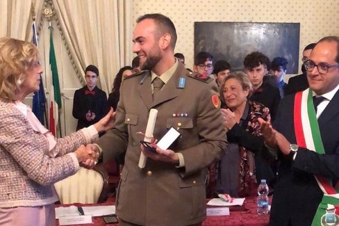 Medaglia d'Oro al Caporal Maggiore Scelto Paolo Pascali
