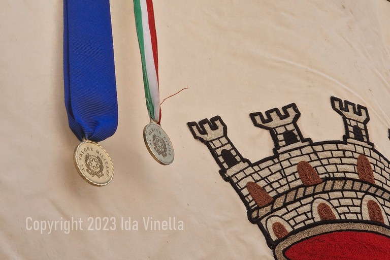 Barletta: Medaglia d’oro al Merito civile e Medaglia d’oro al Valor militare. <span>Foto Ida Vinella</span>