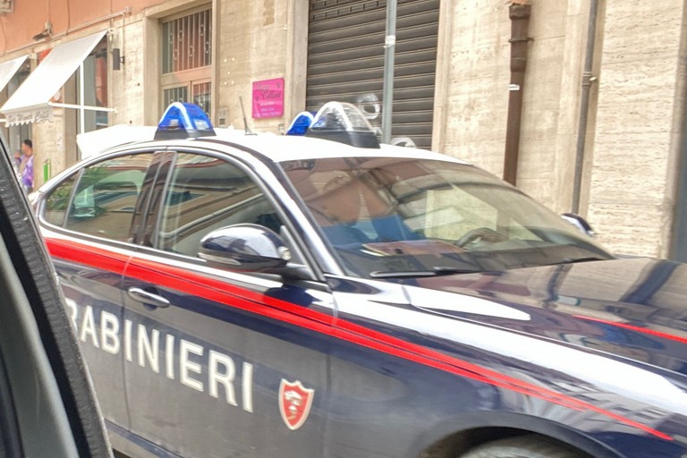 Carabinieri via De Nittis