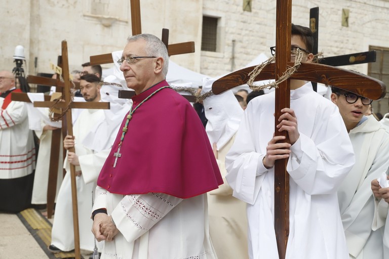 Mons. D'Ascenzo. <span>Foto Cosimo Campanella</span>