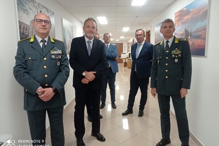 Il senatore Melchiorre in visita alla Guardia di Finanza