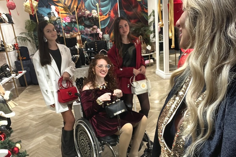 Natale ad Arte a Barletta arte dolciaria e sartoriale in vetrina