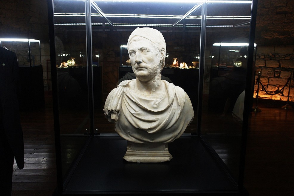 Busto di Annibale