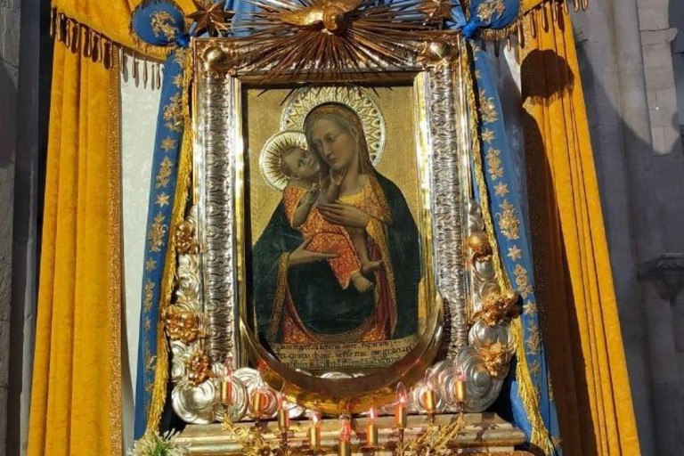Icona dell'Assunta. <span>Foto Pagina Facebook Arciconfraternita Santo Legno della Croce - Barletta</span>