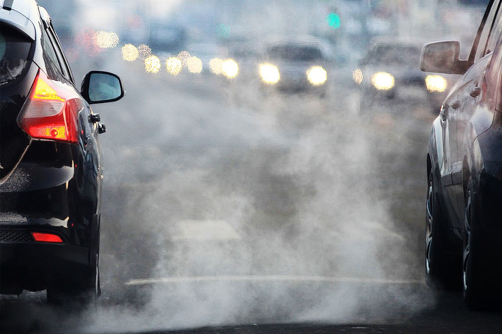 Automobile smog inquinamento