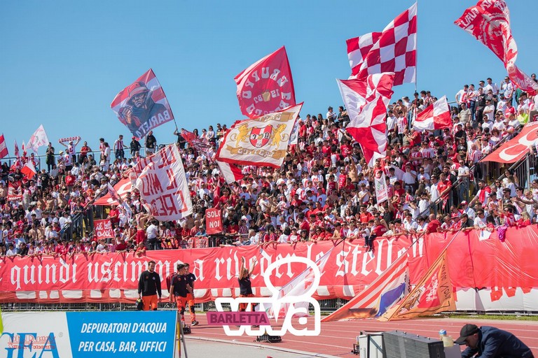 Calcio: al Puttilli la festa biancorossa, Barletta sorride per la sua serie C. <span>Foto Ruggiero de Virgilio - ph.Ruggy</span>