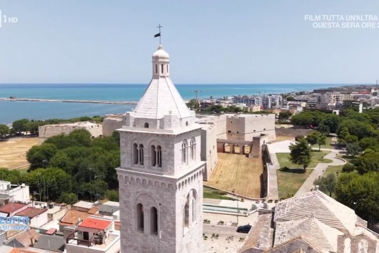 Barletta e la Disfida su Rai 1 la città raccontata da “Azzurro. Storie di mare”