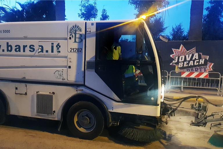 Bar.S.A. al Jova Beach Party