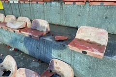 Fumogeni e danni allo stadio "Puttilli" dopo Barletta-Cavese