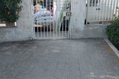 Mercato, il comitato delle vie Donizetti e Rossini: «Ostruiti due accessi civici»