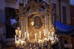 L'arrivo della sacra icona di Maria SS. dello Sterpeto a Barletta da il via alla festa patronale