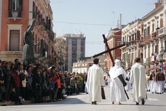 Processioni del Venerdì Santo: ecco le strade chiuse al traffico
