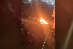 Automobile incendiata nella notte nella zona 167 di Barletta