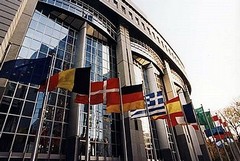 Lavoro a Bruxelles, l'Europa chiede 700 tirocinanti