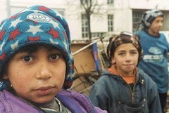 Questi rom non ci raccontano la storia del loro degrado