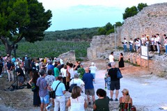 Canne della Battaglia, musica e storia protagoniste: successo per il concerto dell’AYSO Orchestra