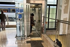 Nuovi ascensori alla stazione di Barletta, Ciliento: «L’anno si chiude con un risultato concreto»