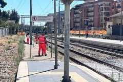 Tragedia alla stazione di Trani: circolazione ferroviaria sospesa sulla linea Foggia-Bari