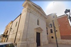 “L’Arte di Accogliere. Storie di Affido, Adozione e Speranza” a Barletta: domani la conferenza di apertura della mostra