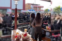 Momenti di tensione al McDonald's in via Foggia: interviene l'ambulanza
