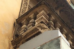 Balconata Palazzo della​ Marra: una (brutta) storia nella storia