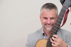 Il chitarrista Giancarlo Dipierro in concerto nella chiesa di San Michele