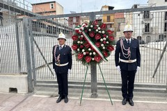 Tredici anni dal crollo di via Roma, il ricordo della città