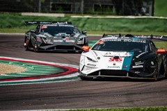 Super Trofeo Lamborghini: Benny Strignano e Nicholas Pujatti secondi in Gara 2 a Imola