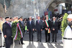 Commemorazione dei defunti, la cerimonia al cimitero di Barletta